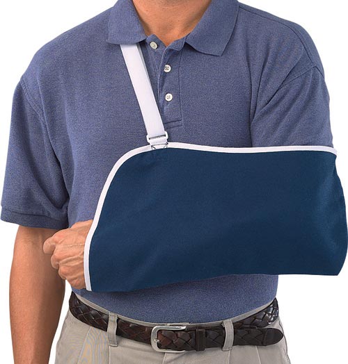 Mueller Adjustable Arm Sling